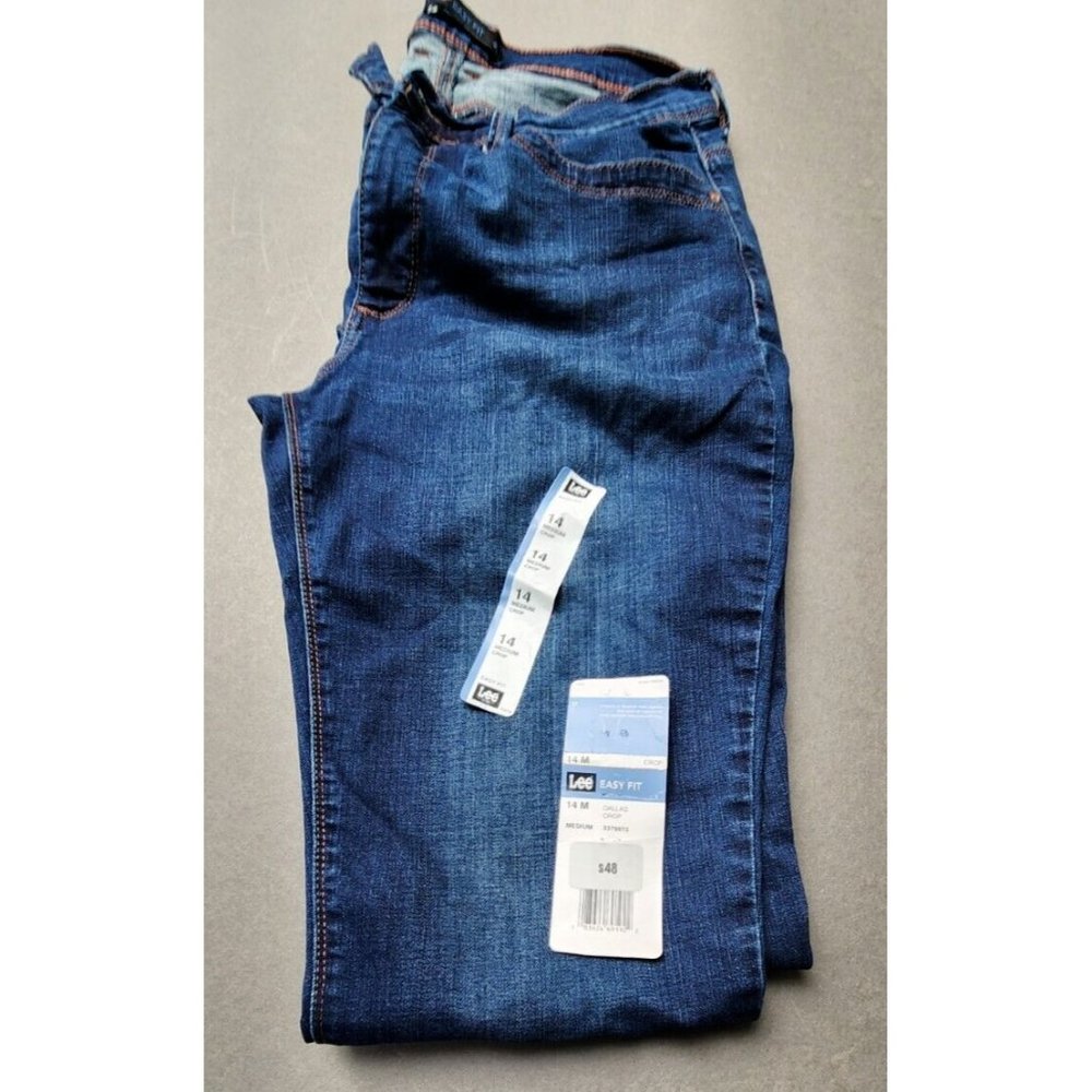 Lee Easy Fit Capri Denim Jeans Women's Size 14 Medium Blue Mid Rise Dark Wash